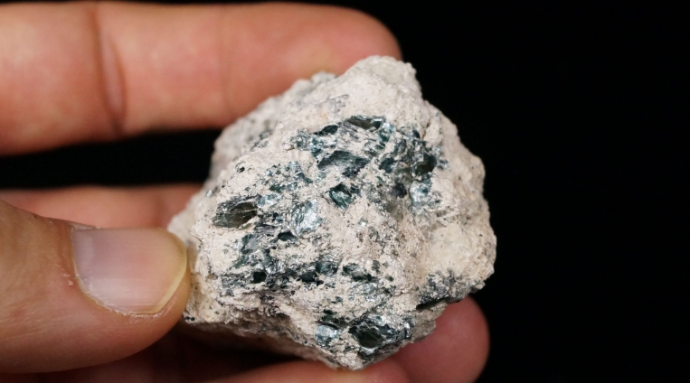 tremolite marble
