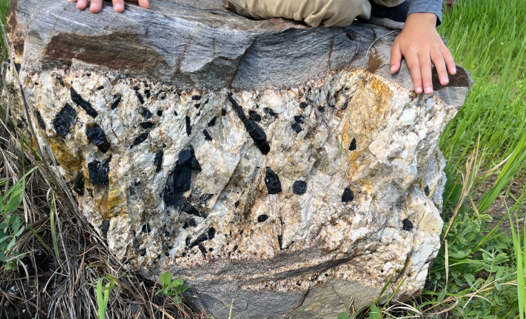tourmaline schist