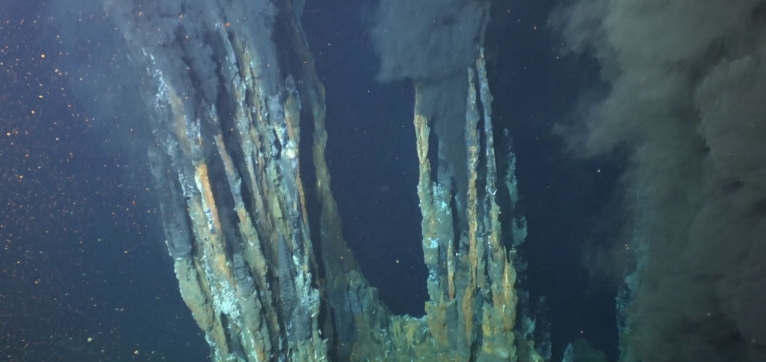 deepest ocean in the world