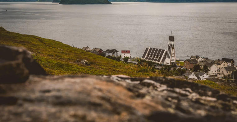 How Geography Shapes Norway’s Fishing Villages