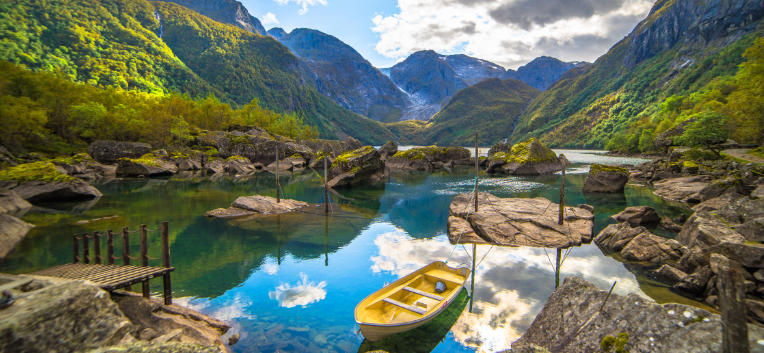 Why Norway’s Landscape Is Ideal for Hiking