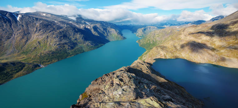 The Geography of Norwegian National Parks