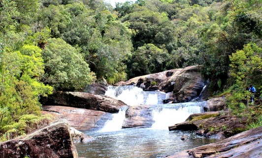 Serra do Mar hiking trails scenic viewpoints guide